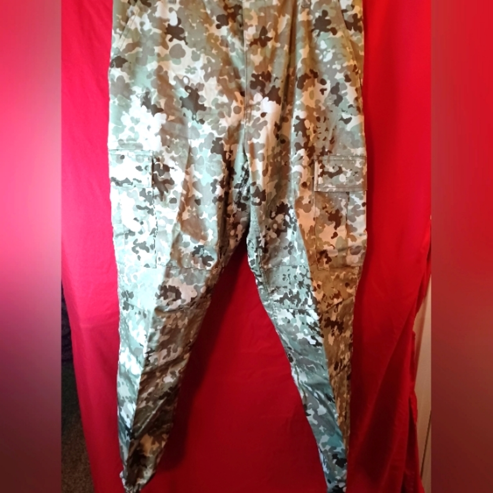 Women Camouflage pants
